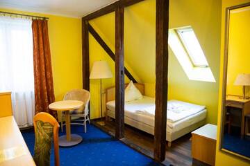Фото номера Одноместный номер Отели типа «постель и завтрак» Hotelik Kopernik г. Лидзбарк-Варминьски 2