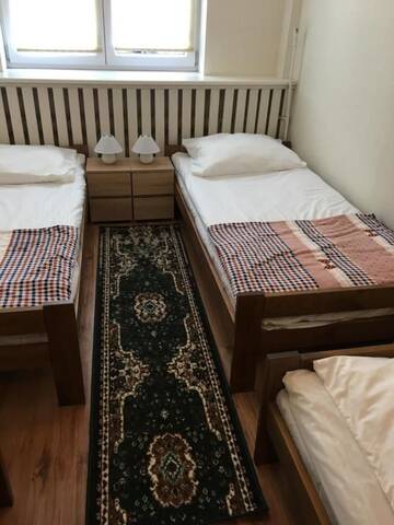 Фото номера Четырехместный номер Хостелы Hostel DREWLAND г. Лидзбарк-Варминьски 2
